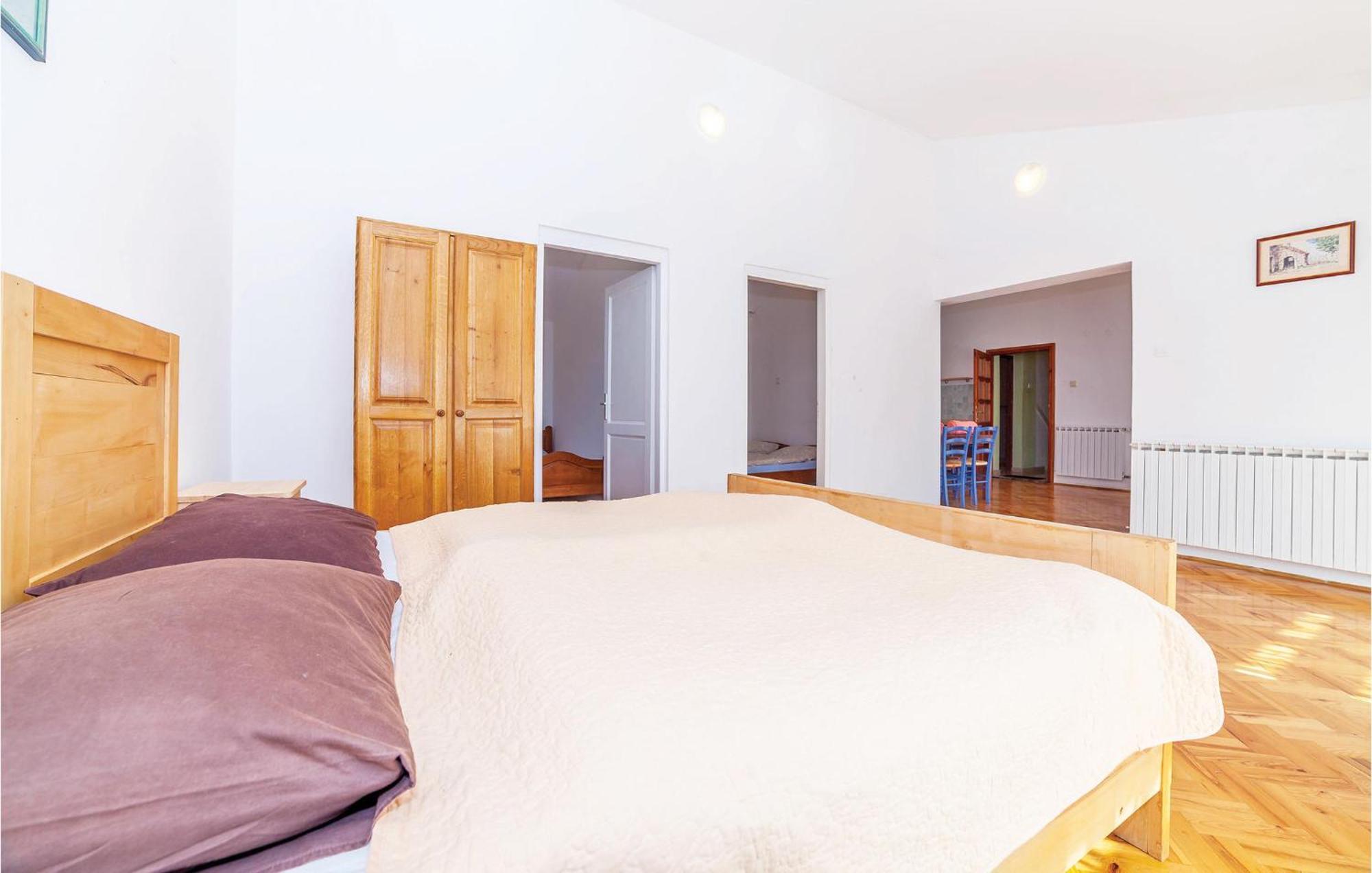 7 Bedroom Pet Friendly Home In Crni Kal Crni Kal  Eksteriør bilde