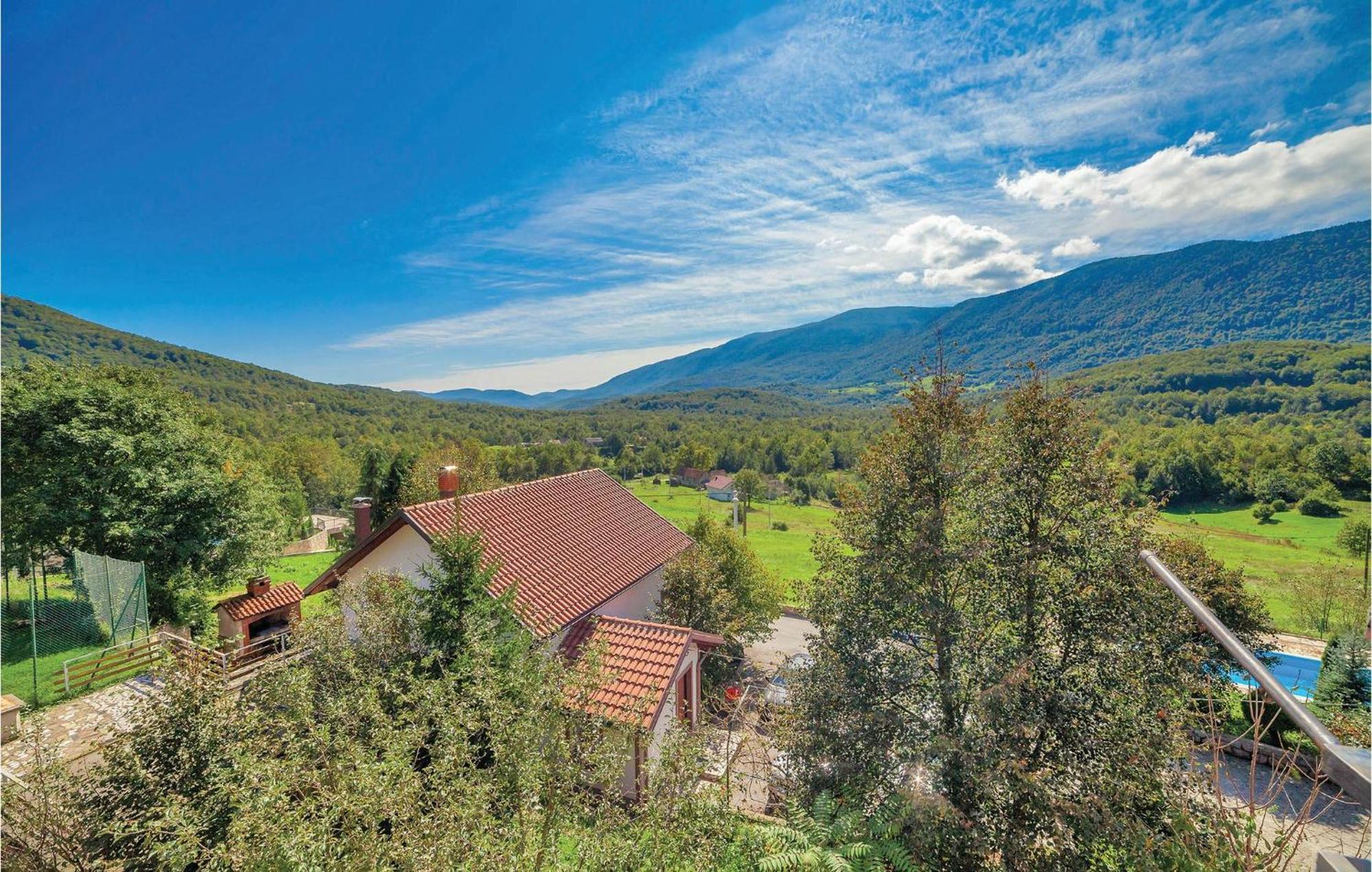 7 Bedroom Pet Friendly Home In Crni Kal Crni Kal  Eksteriør bilde